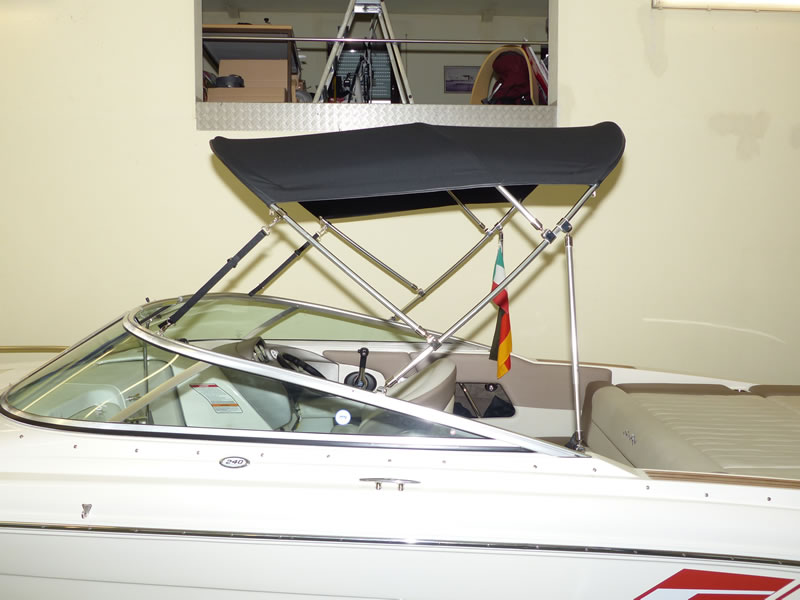 Bimini Sea Ray 240 SSE Sonnenverdeck 01