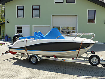 Persenning Quicksilver Actic 605 Open Steuerstandabdeckung 01