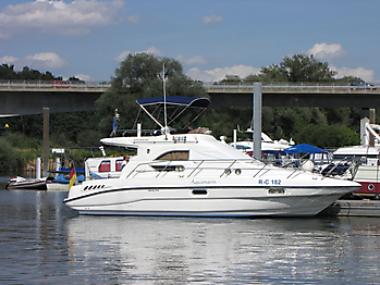 Sealine 330 Flybridge